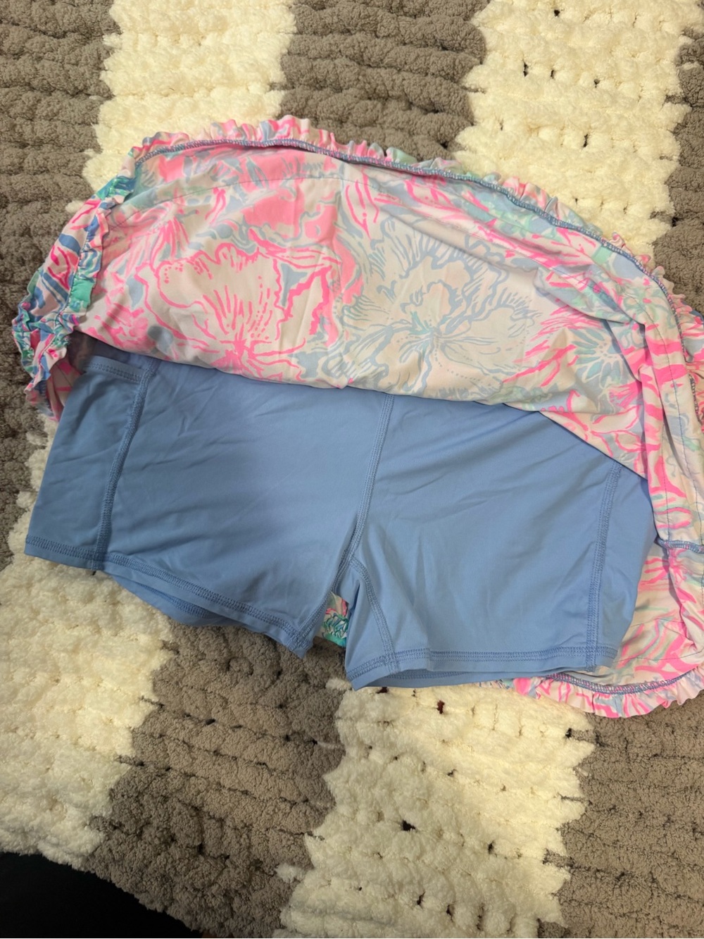 Lilly Pulitzer luxletic UPF 50+ Fiona skort size medium - Picture 3 of 3